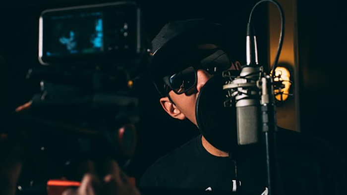 How To Record Vocals At Home - Performance