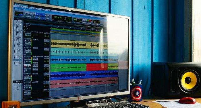 How To Record Vocals At Home - Compression