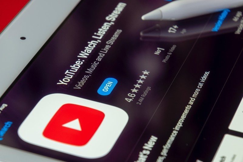 SEO for Musicians: How to Rank Higher in Google Search - utilise YouTube